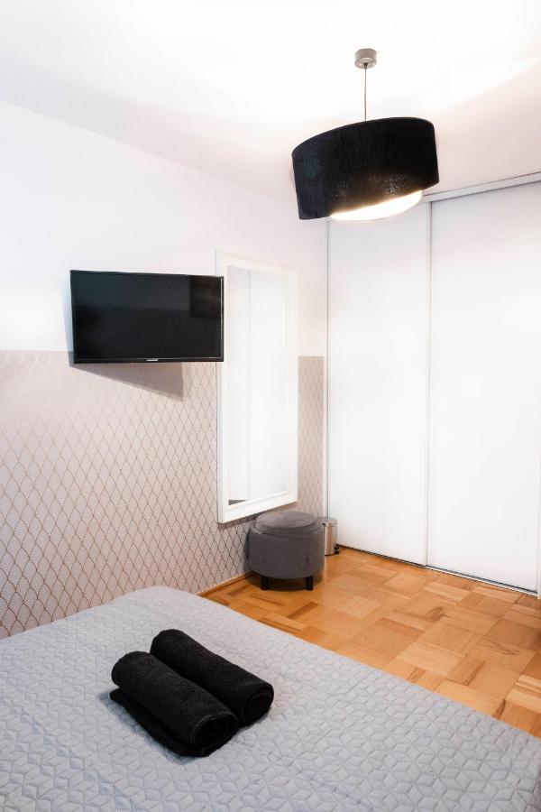 Clicktheflat Constitution Square Apart Rooms Varsovia Exterior foto