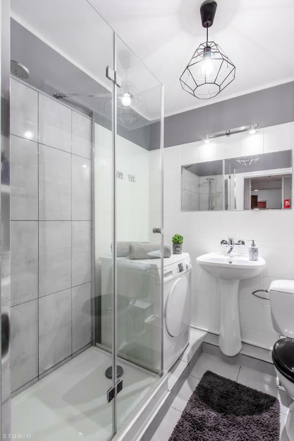 Clicktheflat Constitution Square Apart Rooms Varsovia Exterior foto