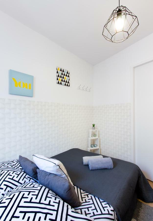 Clicktheflat Constitution Square Apart Rooms Varsovia Exterior foto